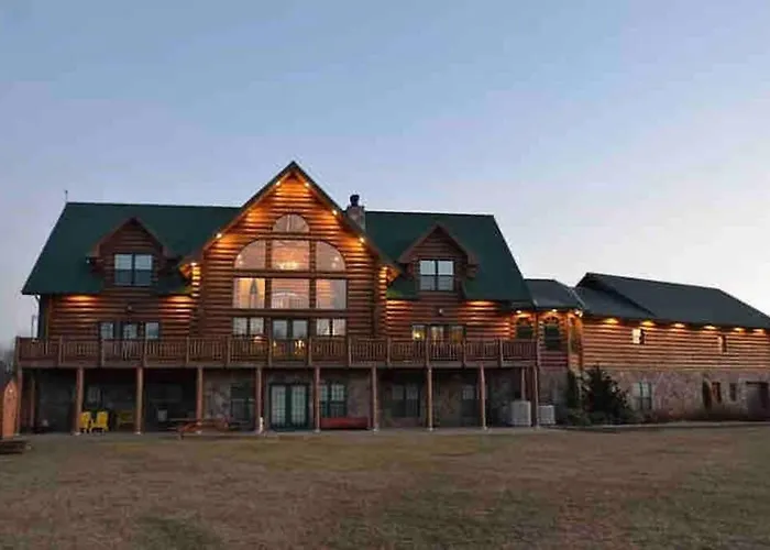 Gorgeous Lodge, 100 Acres 15 Min To Indiana Pa