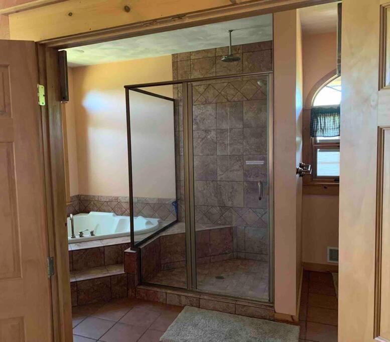 Villa Gorgeous Lodge, 100 Acres 15 Min To Pa